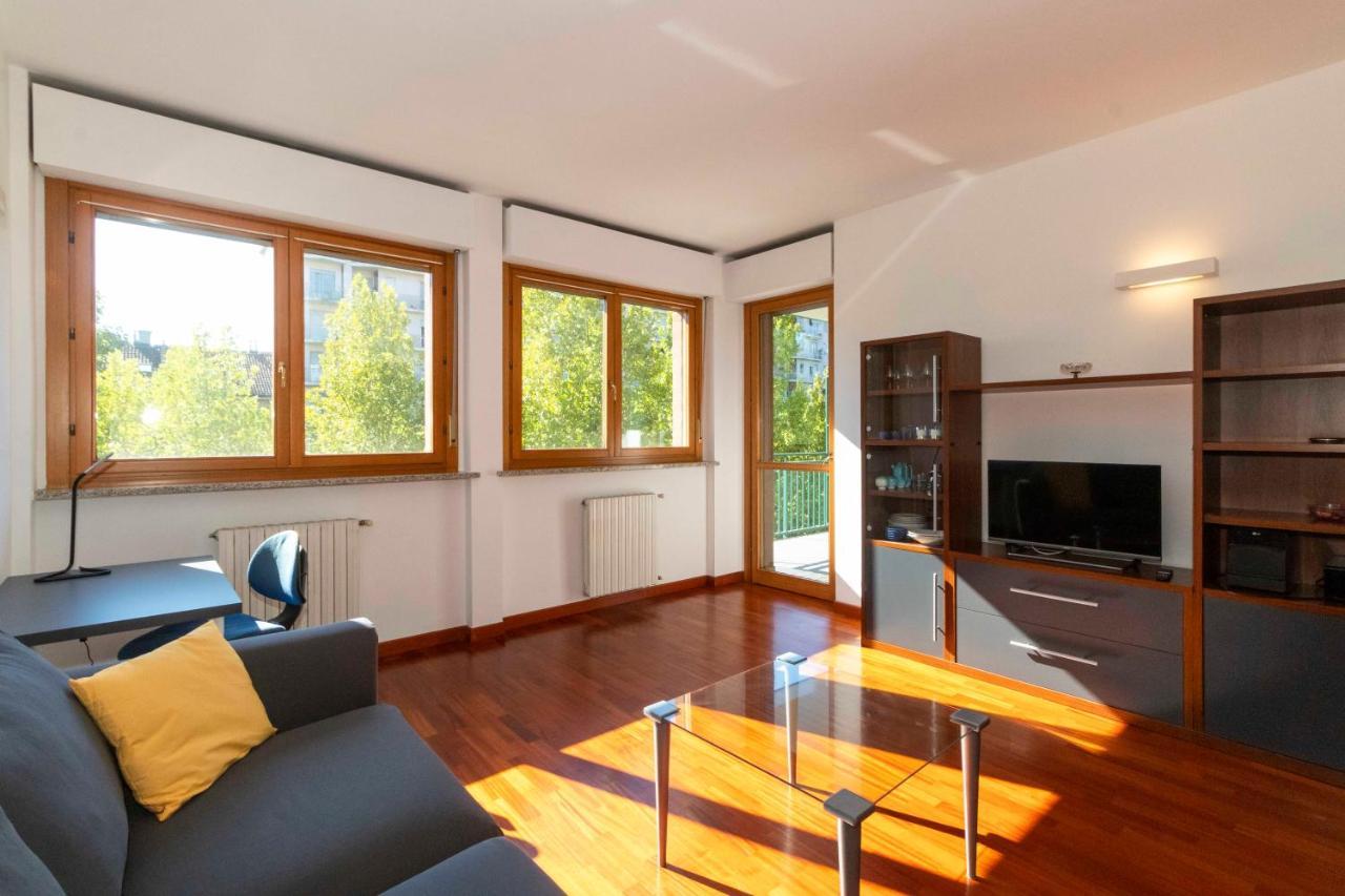 Cozy&Spacious Apt 2 Min Walk From The Tram Stop! Apartment ตูริน ภายนอก รูปภาพ