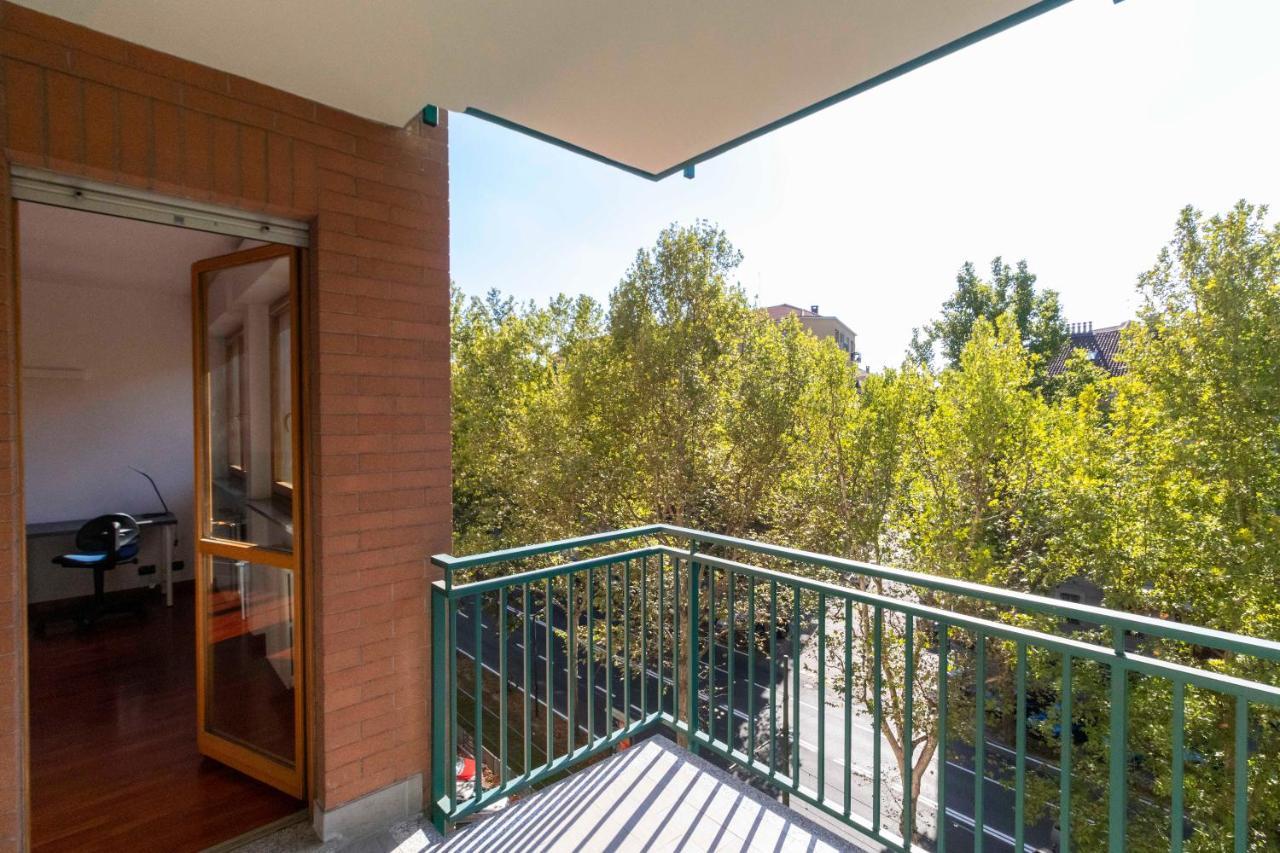 Cozy&Spacious Apt 2 Min Walk From The Tram Stop! Apartment ตูริน ภายนอก รูปภาพ