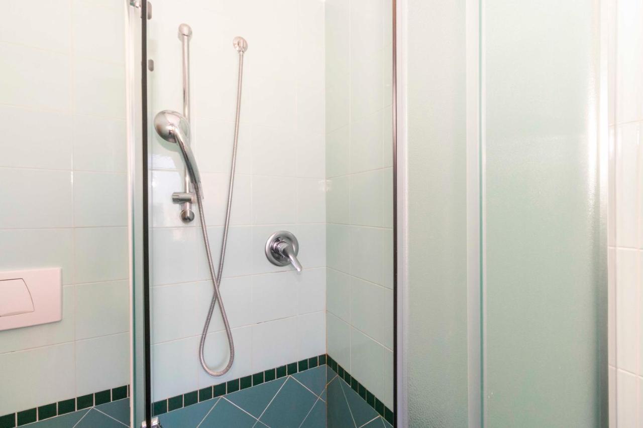 Cozy&Spacious Apt 2 Min Walk From The Tram Stop! Apartment ตูริน ภายนอก รูปภาพ